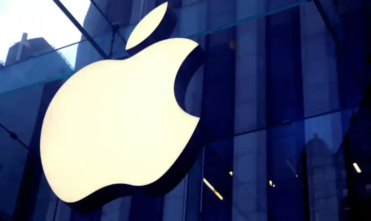 Apple plots in-house display move