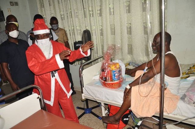 Hospitalised Veterans at 37 Hospital get Christmas gifts