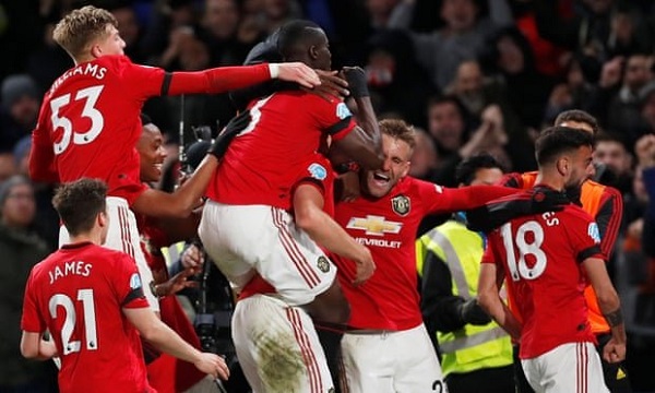 VIDEO: Man Utd win at Chelsea in game full of VAR controversy