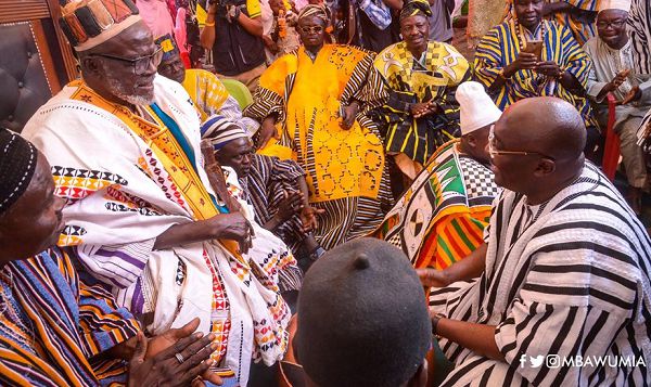 Naba Asigri Abugrago Azoka II in a discussion with Vice-President Dr Mahamudu Bawumia (right)  