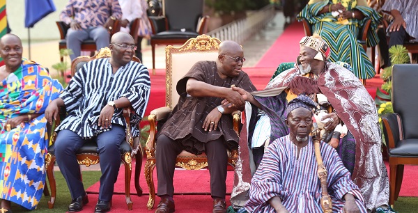 President Akufo-Addo exchanging pleasantries with Yaa Naa Abukari Mahama II (right), the Overlord of Dagbon, with Vice-President Mahamudu Bawumia looking on. 