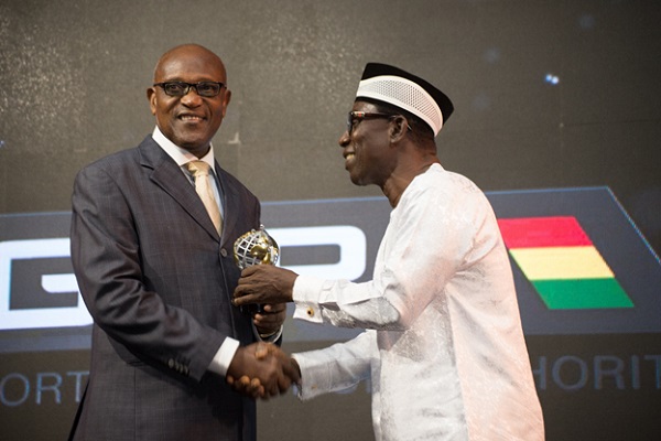 Mr E. Dagadu, a Director of Sterling Int. left ,with Mr Frederick Ayeh, the President of the Federation of Ghana Exporters. 