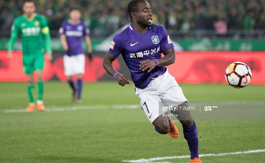 Frank Acheampon in action for Tianjin Teda in the Chinese Super League