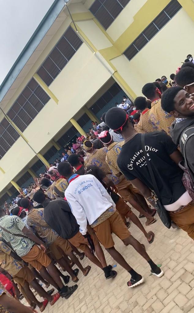 GES and police move in to calm protest at KNUST SHS following death of student 