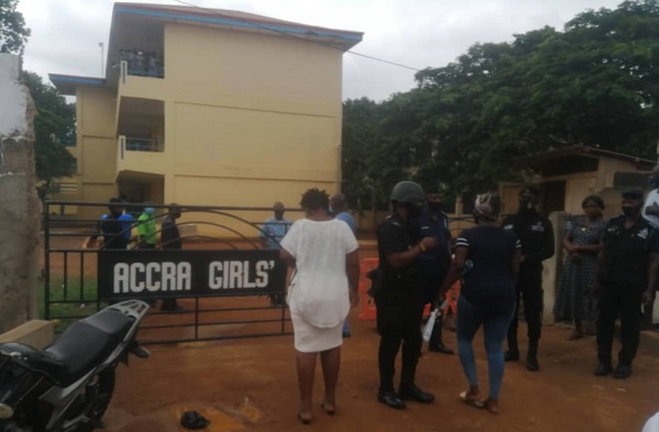 VIDEO: Parents storm Accra Girls SHS over COVID-19 fears