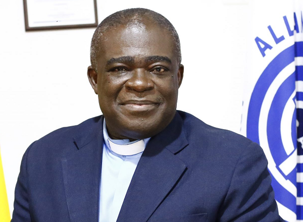 Hired guarantors invade registration centres – Christian group alerts EC