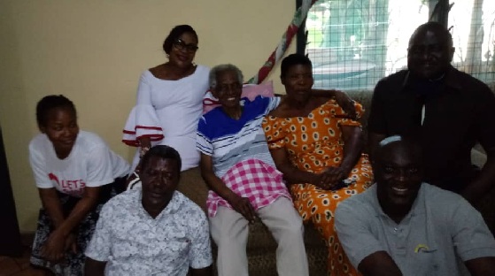 Nonagenarian Adjin-Tettey (middle) sandwiched by the leadership of the Past Athletes Association of Ghana