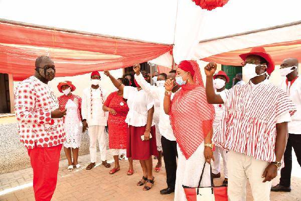 Nana Ofori Owusu (left) addressing members of the executive after their swearing in. Picture: EBOW HANSON