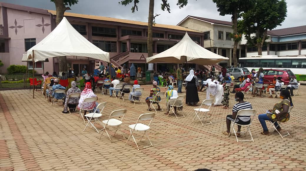In the new system, officials of the commission issue a limited number of chits to registrants who are required to turn up at registration centres each day to be registered.