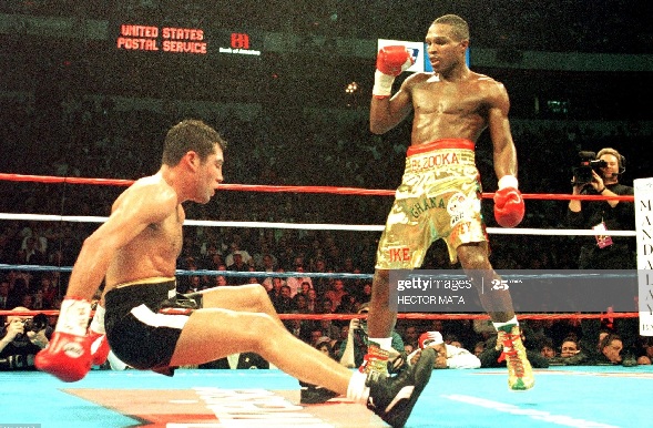 Ike Quartey (right) dropped Oscar de le Hoya in their fight in 1999
