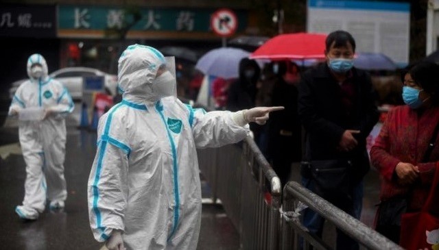 A queue at a fever clinic in Hubei province on Friday
