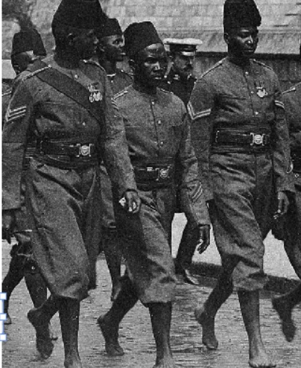 Police personnel in the early years in the colonial period discharged their duties barefooted