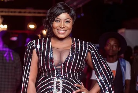 Gloria Sarfo wins Best Supporting Actress at AMVCA 2020
