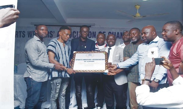 SWAG president Kwabena Yeboah (arrowed), and the executive members of the Eastern regional branch