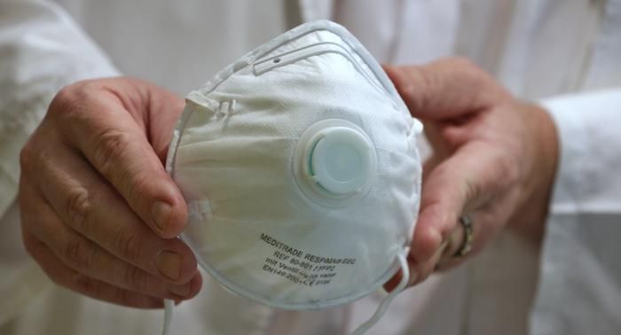 Thieves steal thousands of facemasks from Cologne hospital