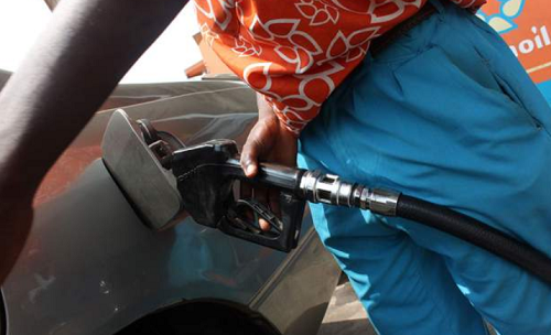 Nigeria to cut the price of petrol