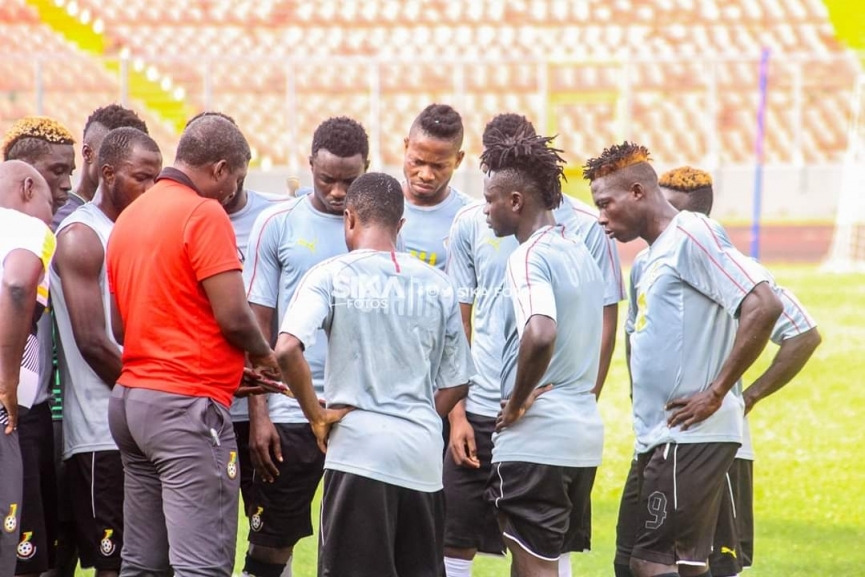 GFA fulfils $25,000 pledge to Black Stars B