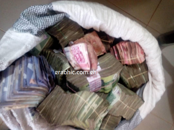 Police retrieve GH¢234,000 of GH¢600,000 cash stolen from absa Bank