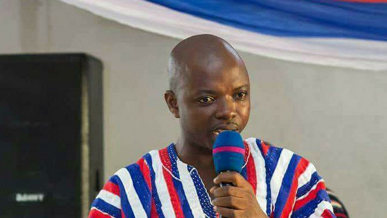 Ex President Mahama reports Abronye DC to CID