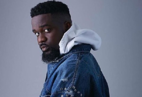 Influencer Africa launches in Ghana with signing of Sarkodie and other GH celebrities