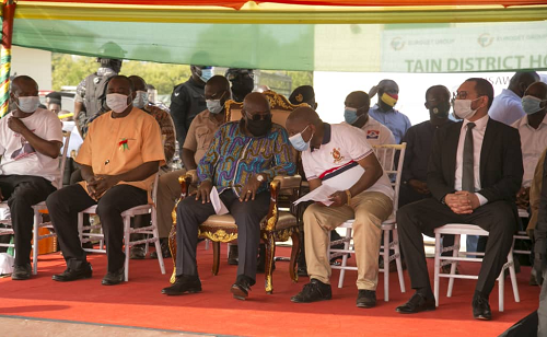 President Akufo-Addo (middle) having a conversation with the Minister of Health, Kwaku Agyeman Manu (2nd right). On the extreme right is the Vice Chairman of Euroget Group, Mr Emad Deraz.