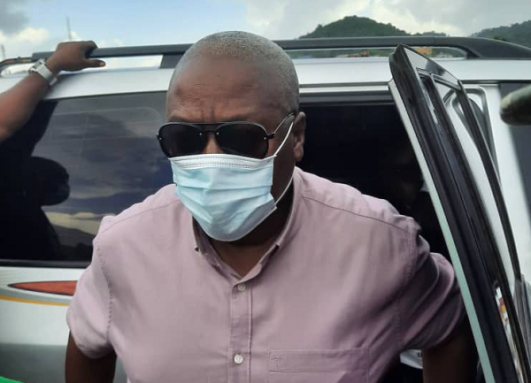 John Mahama suspends campaign in honour of Rawlings' death 