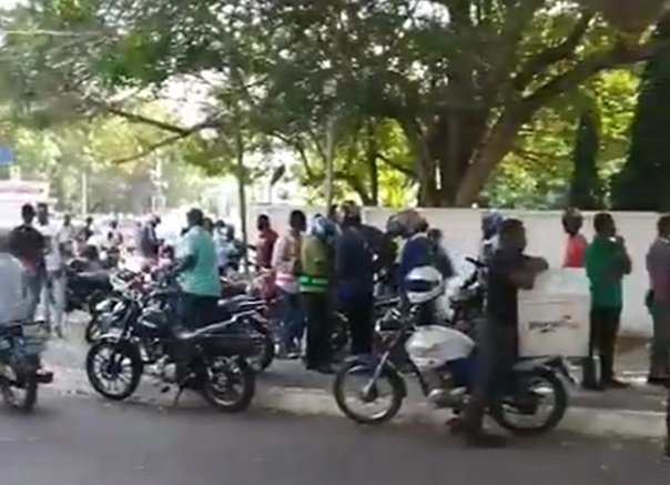 VIDEO: Okada Riders gather outside Rawlings residence