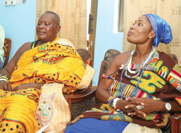 Nene Agudey Obichere II, Ada Mankralo, with Naana Adiki Maameyo Adi I, a queen of the Ada Traditional Council, addressing the press