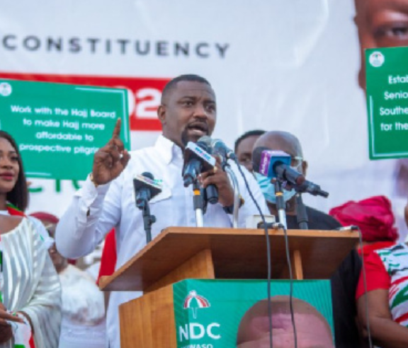 John Dumelo