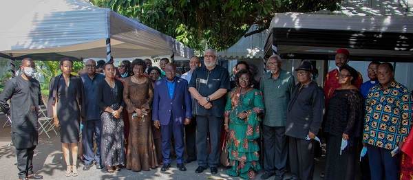 President Akufo-Addo, former President Jerry John Rawlings, some government officials and some members of the Rawlings family after the visit 