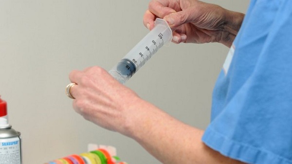 Netherlands backs euthanasia for terminally ill children under-12