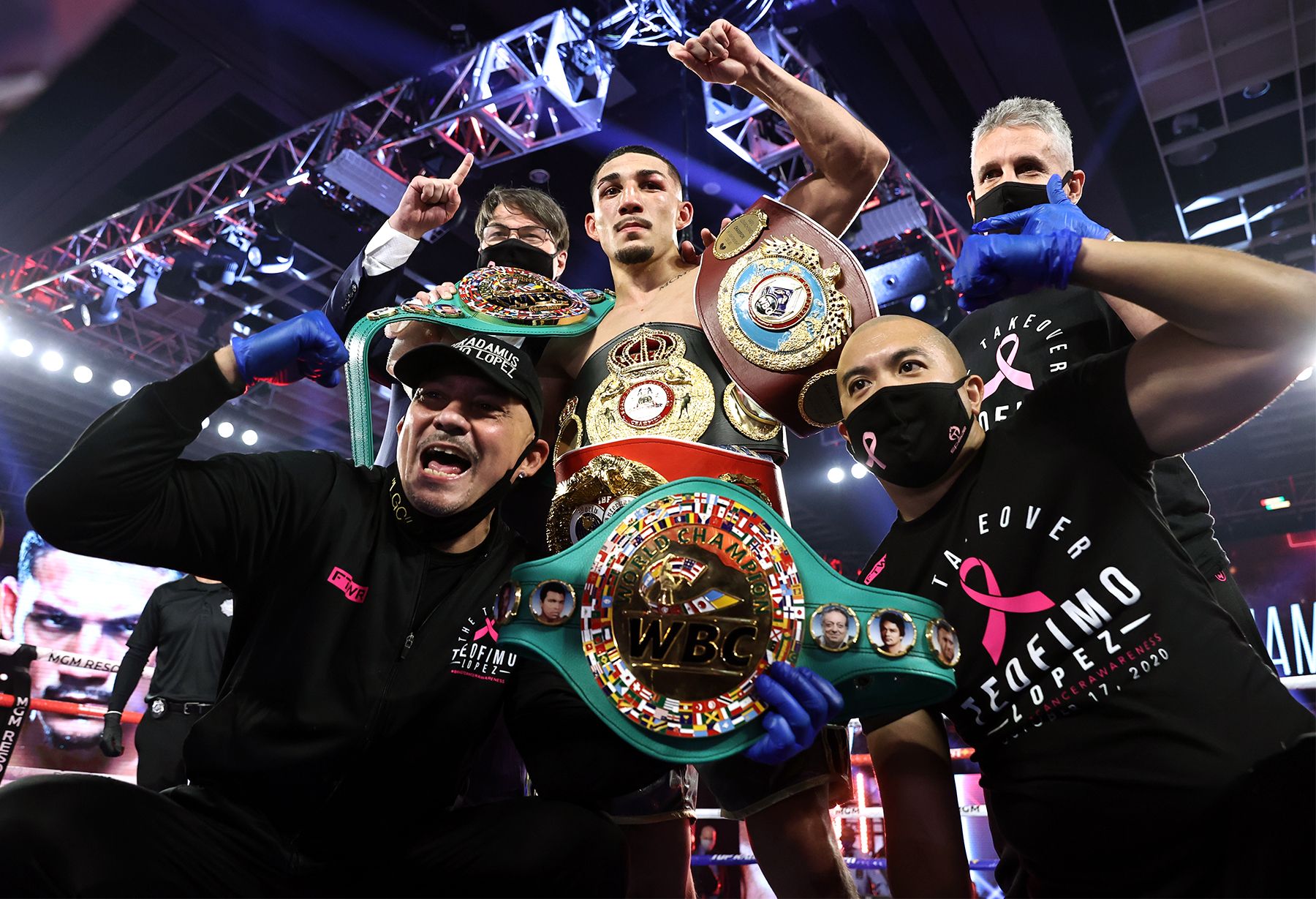 Teofimo Lopez Jr. upsets Lomachenko to claim undisputed lightweight crown