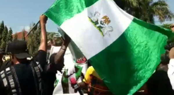 Nigerians in Ghana protest police brutalities in Nigeria