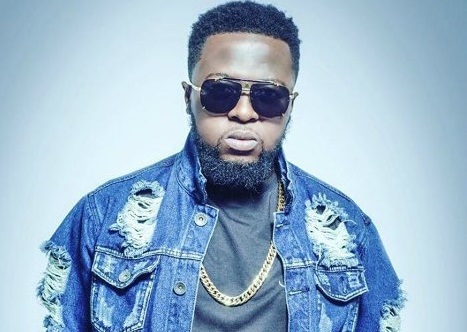 Rapper Guru chides colleague musicians saying they're hypocrites