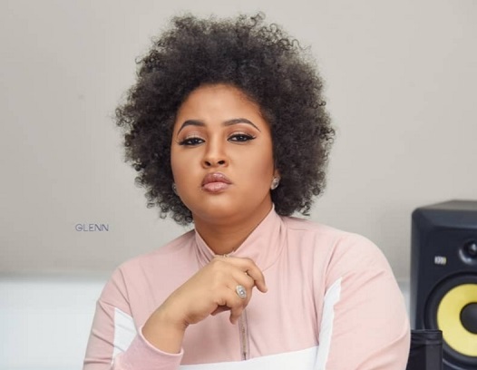 Musician Akua Val calls for more respect for female acts