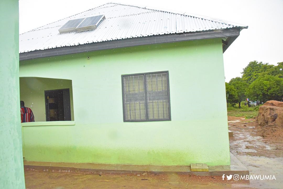 Bawumia hands over house to 82-year-old abandoned cured leper
