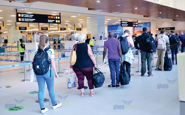 Airlines who land without COVID-19 tests face $3,500 fine per passenger