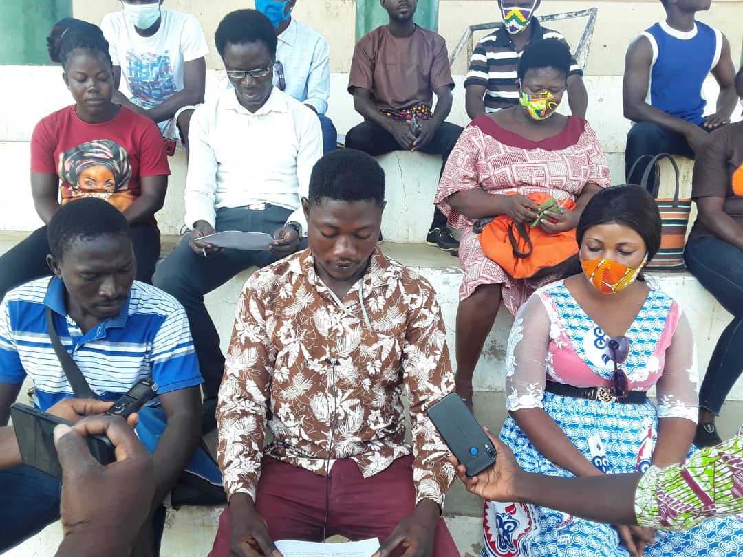 The Convener of the UDGTA,Mr Daniel Asakibokire (in the middle) reading out the press statement on behalf of the UDGTA at Bolgatanga