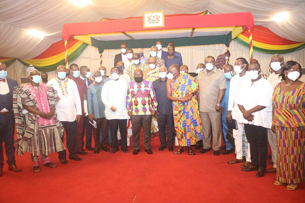 President Nana Addo Dankwa Akufo-Addo (middle), Nana Otuo Siriboe II (in Kente), the Chairman of the Council of State, and some dignitaries with the 29-member board of the Tree Crops Development Authority after its inauguration in Kumasi. Those with them include Mr Yaw Osafo-Maafo (5th left), the Senior Minister, and Dr Owusu Afriyie Akoto (6th left), Minister of Food and Agriculture. Picture: EMMANUEL BAAH 