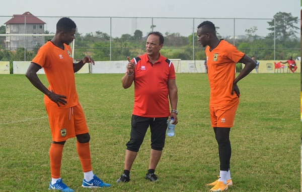 Coach Mariano Barretto