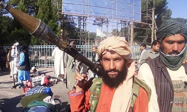 Panic as thousands flee Taliban onslaught
