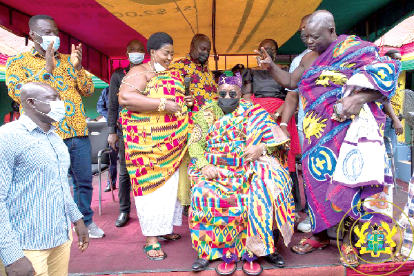 President Akufo-Addo (2nd right) being honoured with the stool name ‘Okogyeaman’ ‘Odomankoma’