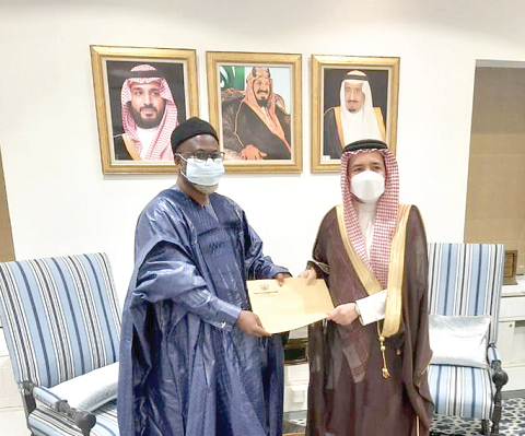 Alhaji Mohammed Habib Tijani (left), Ghana Ambassador to Saudi Arabia, presenting his letters of credence to Ambassador Khaledbin Faisal Al-Sehli, Deputy Foreign Minister for Protocol Affairs of the Kingdom of Saudi Arabia