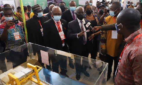 • Mr. Yaw Osafo-Marfo (4th right), Special Advisor to the President explaining a point to participants. Those with him are Dr. Yaw Adu Gyamfi (3rd left), President, Association of Ghana Industries (AGI), and Nana Dokua Asiamah Adjei (3rd right), Deputy Minister of Trade and Industry. Picture: EDNA SALVO-KOTEY