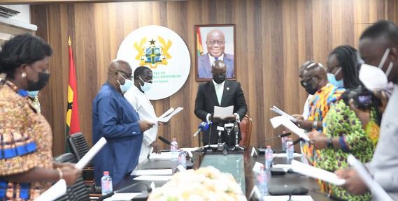 • Mr. Samuel Abu Jinapor, Minister of Lands and Natural Resources, swearing-in the 11-member advisory board of the Ministry of Lands and Natural Resources in Accra. Picture: EMMANUEL QUAYE