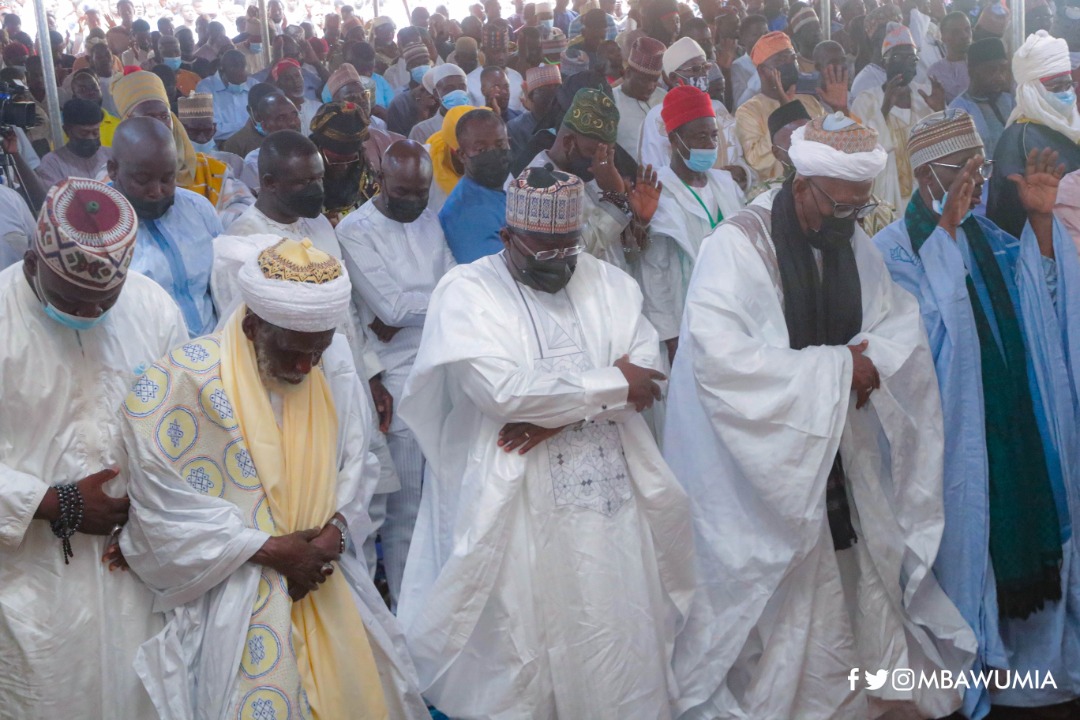 Bawumia joins Muslims in Kumasi to pray for peace and prosperity for Ghana