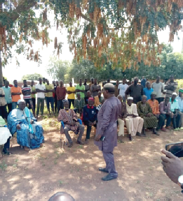 Alhaji Hammed Abubakar Yussuf (right), Yendi Municipal Chief Executive,  addressing the Kuni community during one of the meetings
