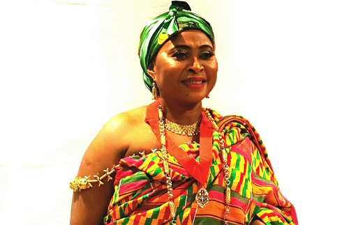 Councillor Maria Lovell calls for a National Kente Day in Ghana