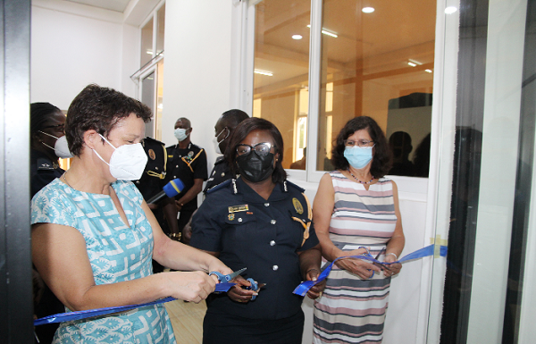 Ms Andrea Grimm (left), Representative of the German Embassy; Ms Regina Bauerochse Bardosa (right), Country Director, GIZ Ghana and Maame Yaa Tiwaa Addo-Danquah (middle), Director-General in charge of Welfare of the Ghana Police Service, performing the ceremonial inauguration of the GIZ-Police Programme Office at the Police Headquarters. Picture: ESTHER ADJEI