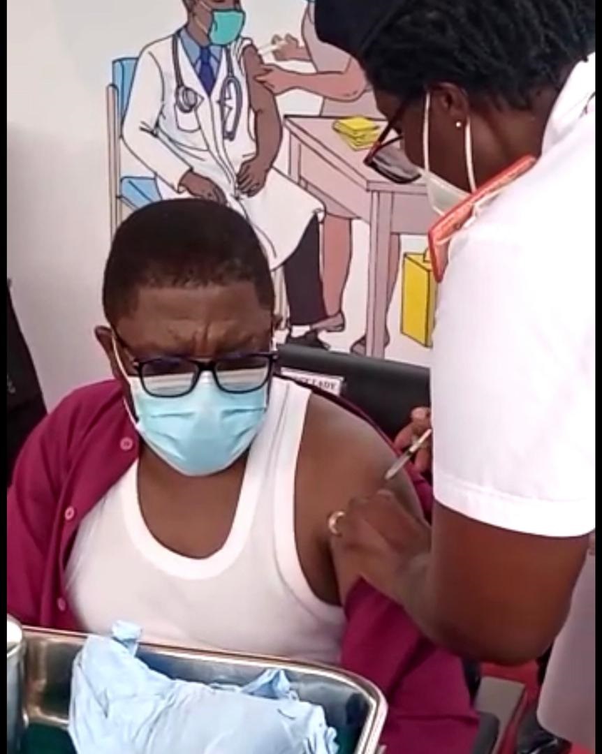 Most Rev Dr Paul Boafo, Presiding Bishop of the Methodist Church Ghana taking the jab on Monday